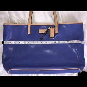 Coach park metro leather tote in porcelain blue